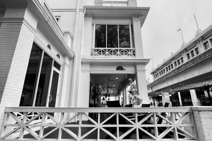 Sweet Pete's Candy Shop side view